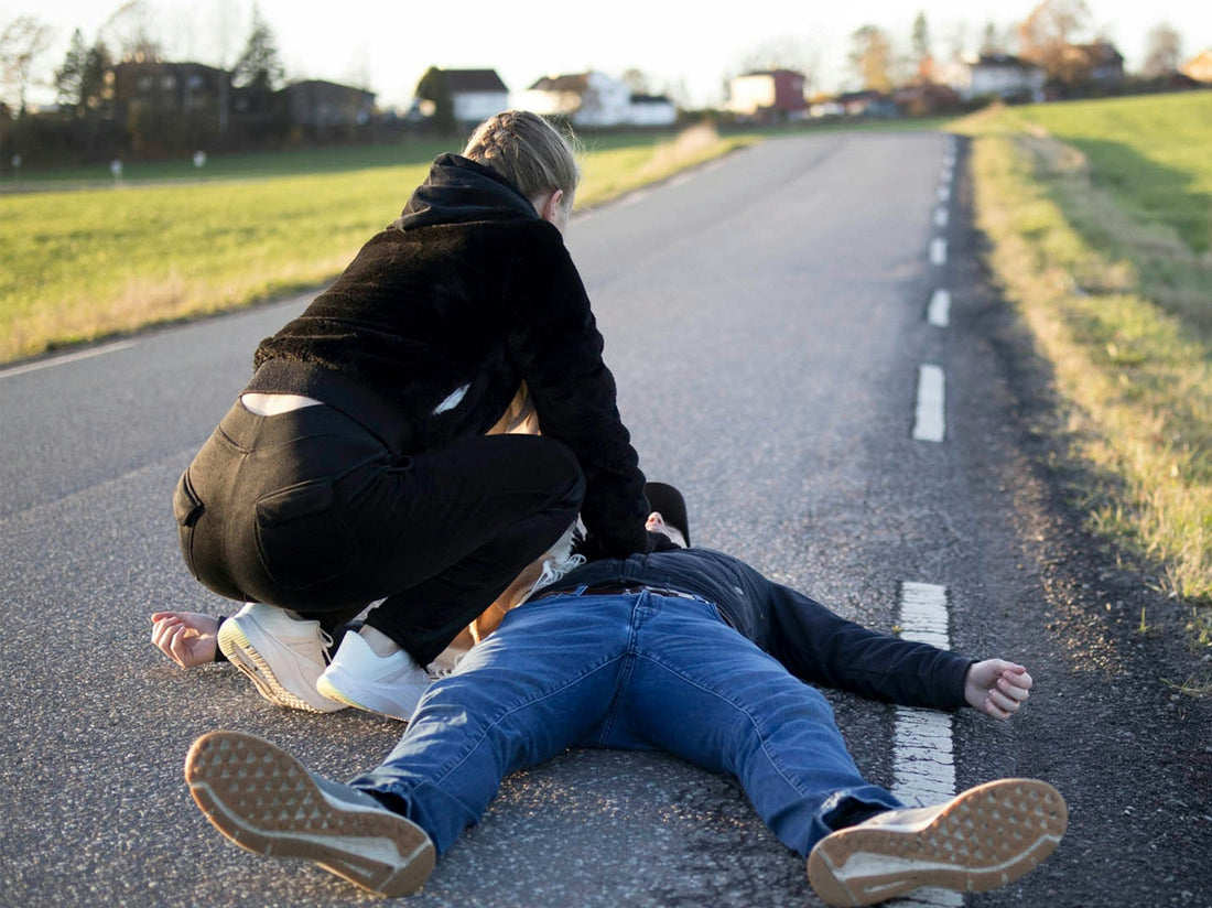 Does CPR Certification Legally Require You to Help in an Emergency